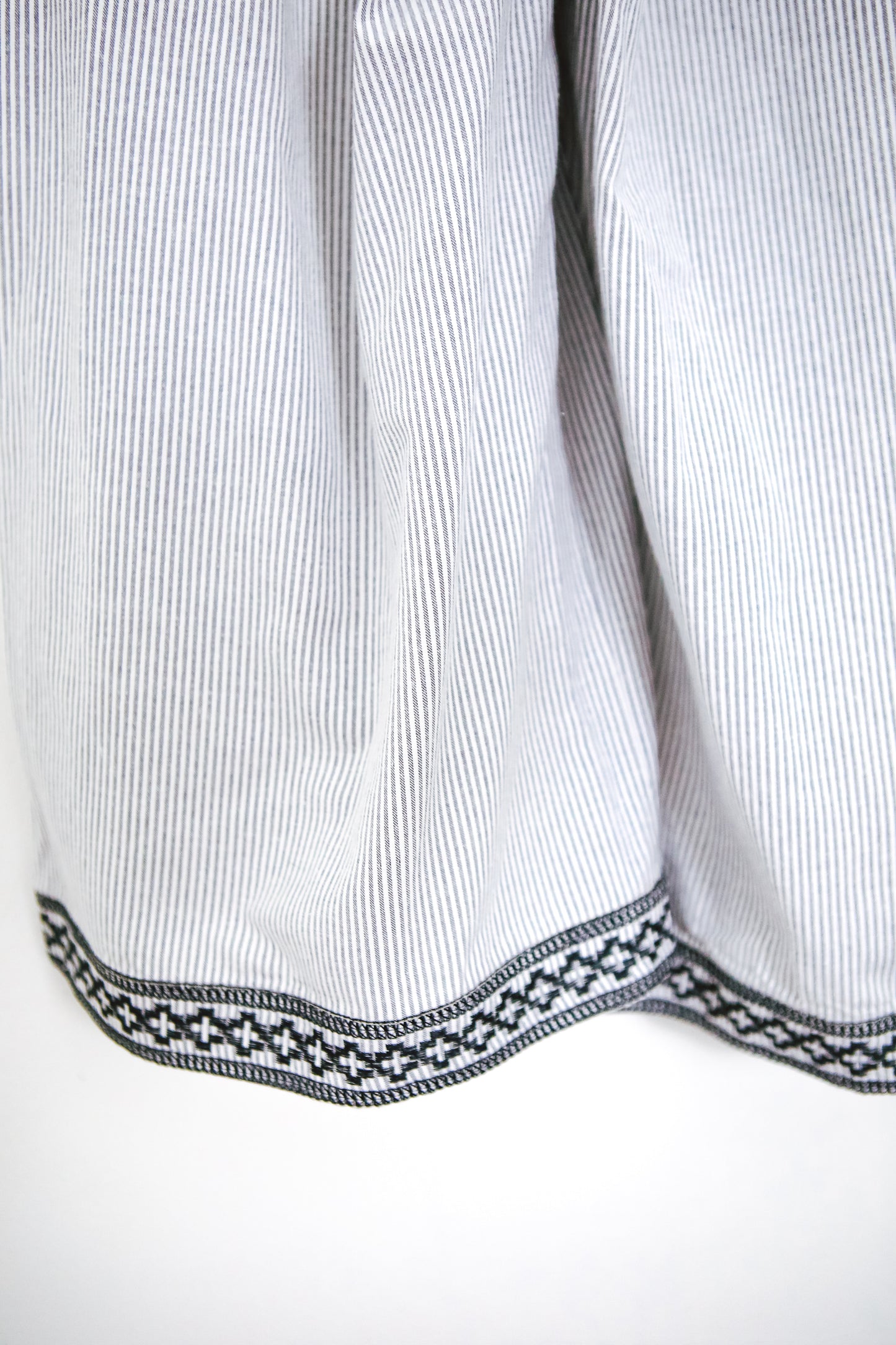 Alapaap Embroidered Culottes in White